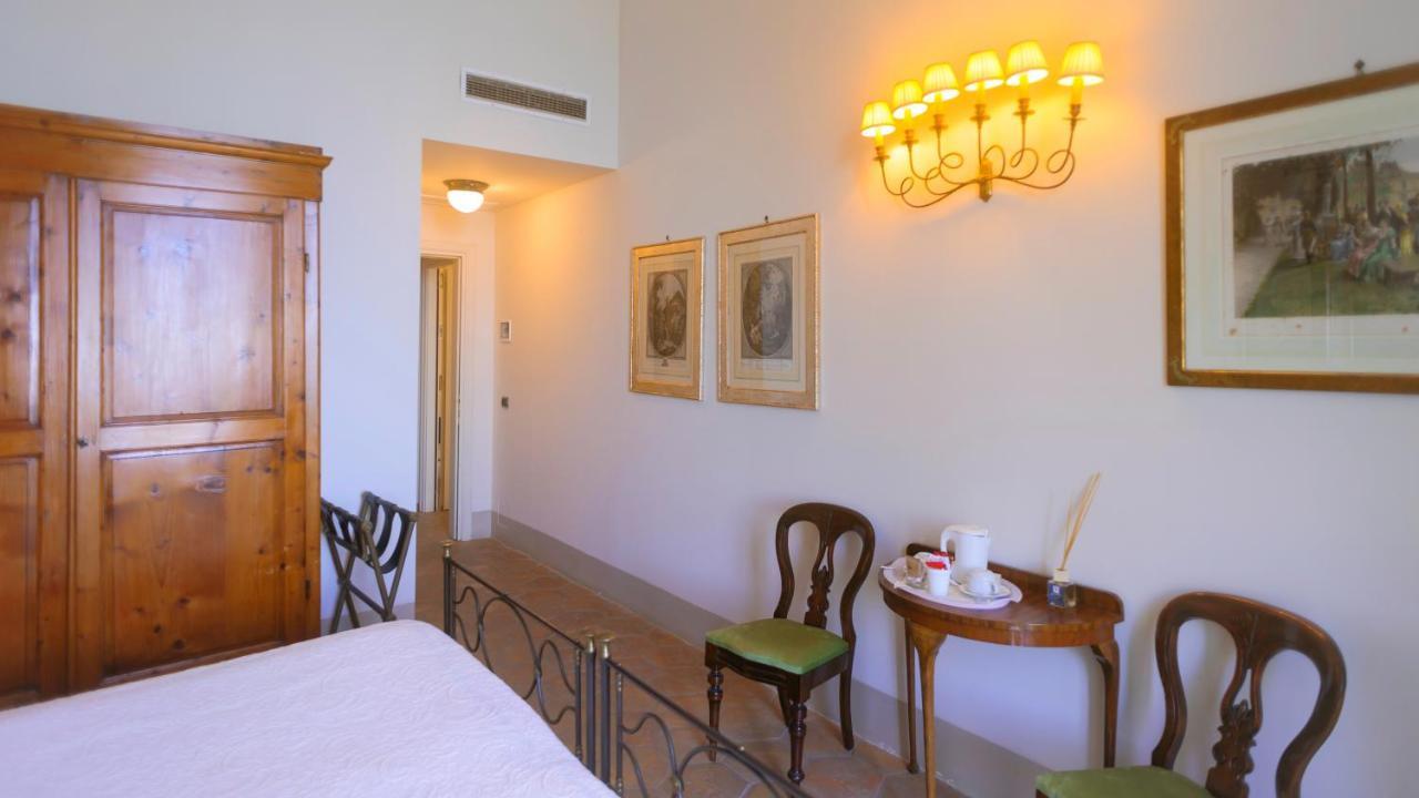 Hotel Villa Ottone Portoferraio Esterno foto